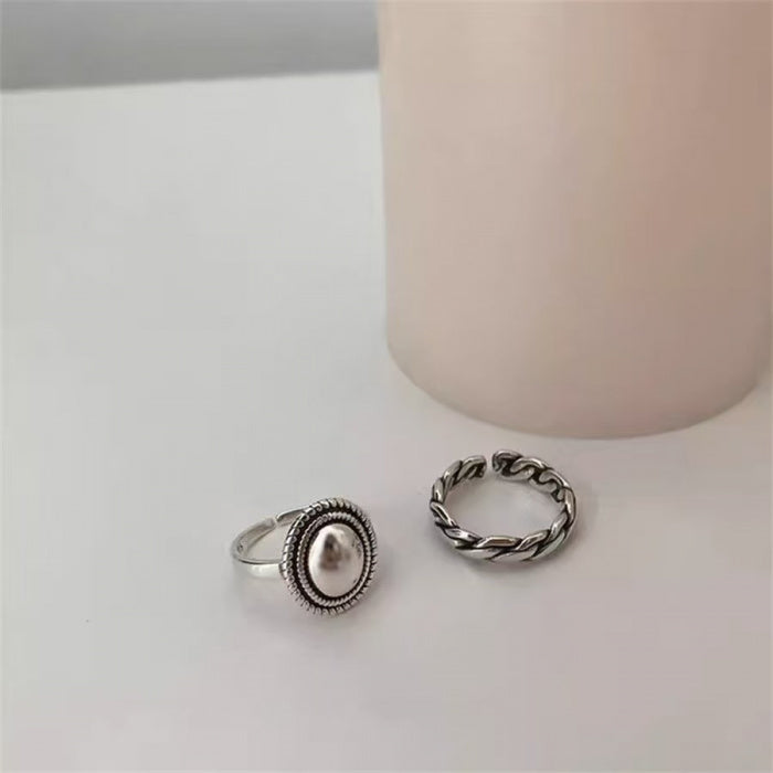 Twisted Oval Open Ring for Women, Vintage Style, Retro Light Luxury, Fashionable and Unique Design